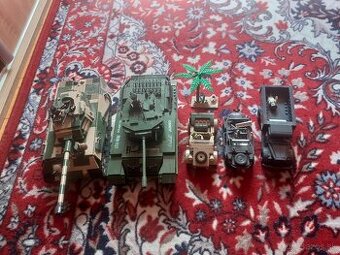 COBI stavebnice (postavené modely z org. kociek) - 1