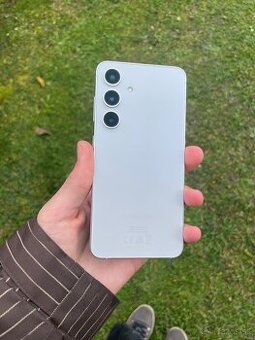 Predám Samsung s24  8/128 GB v TOP stave.