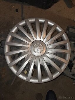 predam puklice original skoda