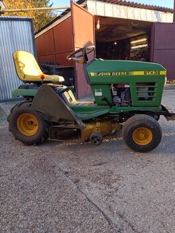 Predám John Deere stx38