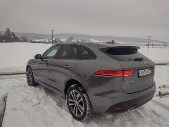 JAGUÁR F-Pace 2.0 D 132 KW AWD R-SPORT MOD ROK 2018