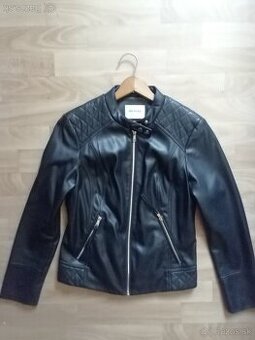 Cierna kozenkova bunda Orsay