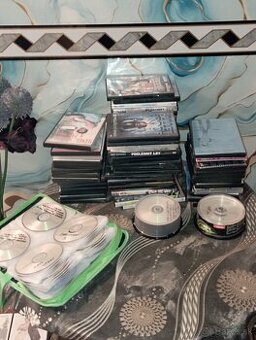 Predám filmy aj DvD prehravač