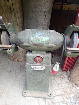 Stojanová bruska Mez Brno