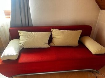 Rozkladatelny gauč  s úložným priestorom