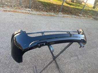 Ford Fusion mk1 zadny naraznik