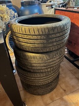letné pneumatiky 225/40 R18