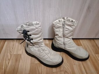 Dámske Snehule zn.ANTIS - Everest - č. 37-38 - 15 Eur