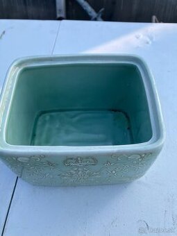 Predám rôzne starožitnosti doza krížik obrázok