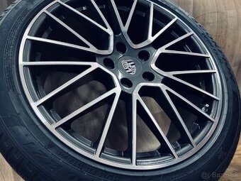 Originál zimní kolesa R21 Porsche Cayenne coupé