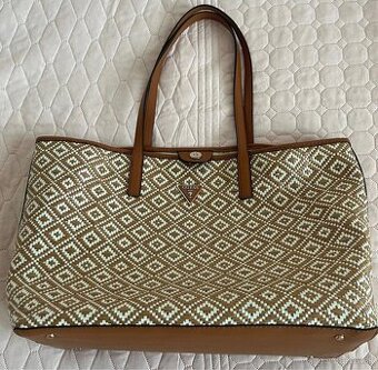 Schopper bag kabelky Guess a Calvin Klein