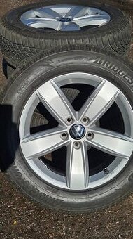 Originál VW Tiguan R17 – téměř nové pneu 98 % Top