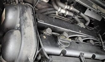 FORD FOCUS 1.6 2011 predám DVERE, MOTOR SHDC, MOTOR SHDA