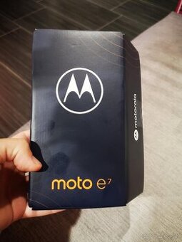 Motorola moto e7