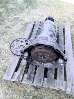 BMW f01 750i n63b44a Automatická převodovka