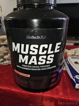 MUSCLE MASS JAHODA 4000g GAINER