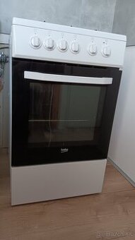 Predám kombinovaný sporák Beko