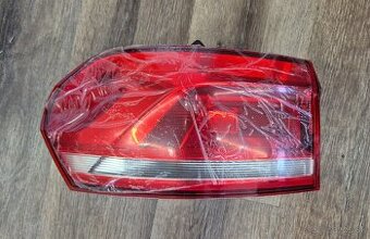 Zadné svetlo VW Touran 2017