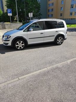 Predám vozidlo CROSS VW Touran