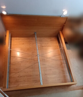 veľká posteľ 180x200 IKEA MALM dubová dýha + rošt