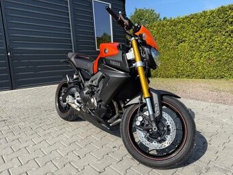 Yamaha MT09 Orange Mettalic 13.258km