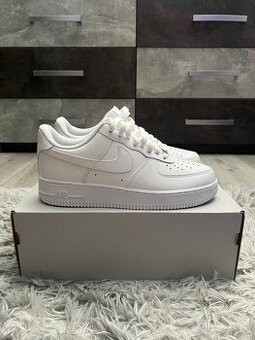 Nike Air Force 1 White