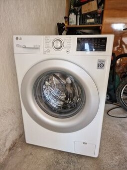 Práčka LG 9kg