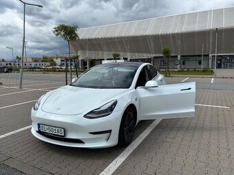 Tesla Model 3 Long Range Dual motor
