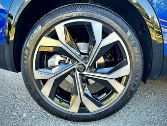 Letné pneu MICHELIN PRIMACY4 235/45 R20 STAV NOVÝCH