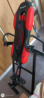 Autotrakčná vyhrievaná Lavica