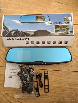 full hd kamera do auta CIERNA SKRINKA