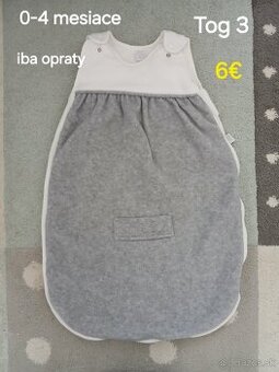 Spaci vak a deka chlapec i dievca