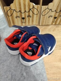 Chlapčenské botasky adidas