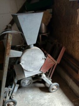 Predám cinkular so šrotovnikom