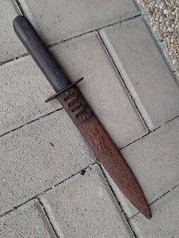 Bodák, útočný nôž