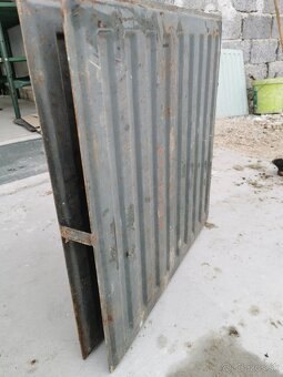 Radiátory, radiátor