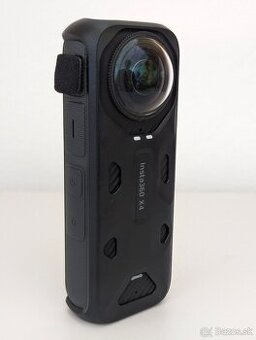INSTA 360 X4