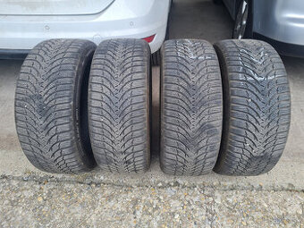 Zimne pneu Kumho Kumho WinterCraft WP51 215/45 R16 90v