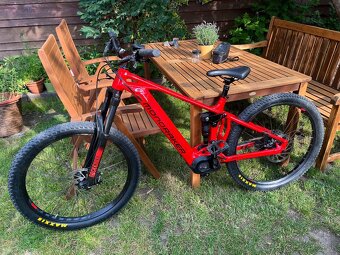 Celoodpružený elektrobicykel Mondraker Chaser