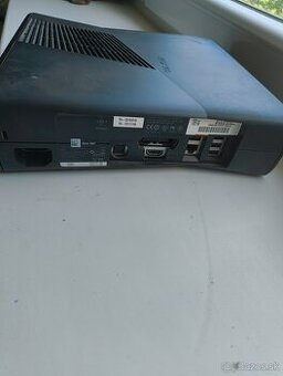 Predám xbox360 - 1