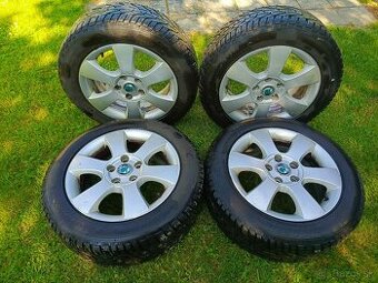 Kompletná zimná sada Škoda Superb 2//5x112R16(205/55 R16)