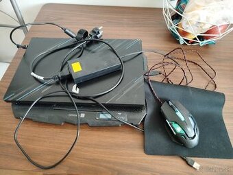 Acer Nitro v15 black (ANV 15-51-95UK) - 1