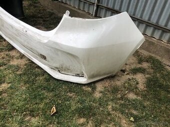 Toyota corolla sedan - 1