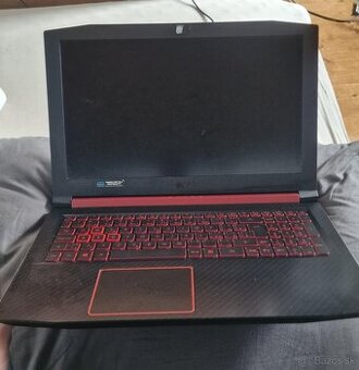 Predám herný notebook Acer Nitro 5 AN515-55