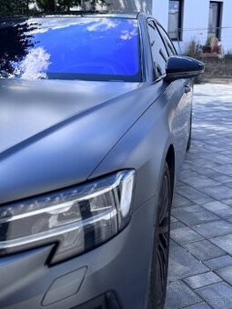 Audi A8 L 2024 230kw elektrika Benzin full vybava/ 23000km