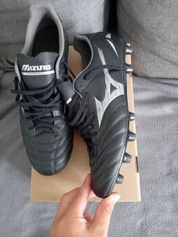 Kopačky mizuno