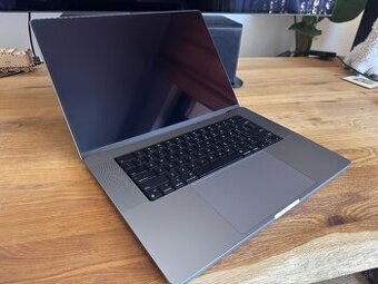 16" Macbook pro M1 Max - 64gb RAM, 1TB SSD, 24 jadrová GPU - 1