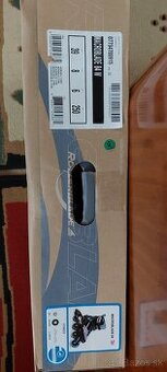 Dámske kolieskové korčule + chrániče