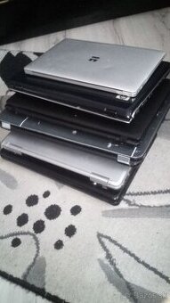 Notebooky na náhradné diely bez nabijačky