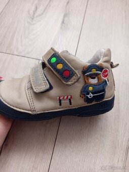 D.D.step celoročne topánky veľkosť 24